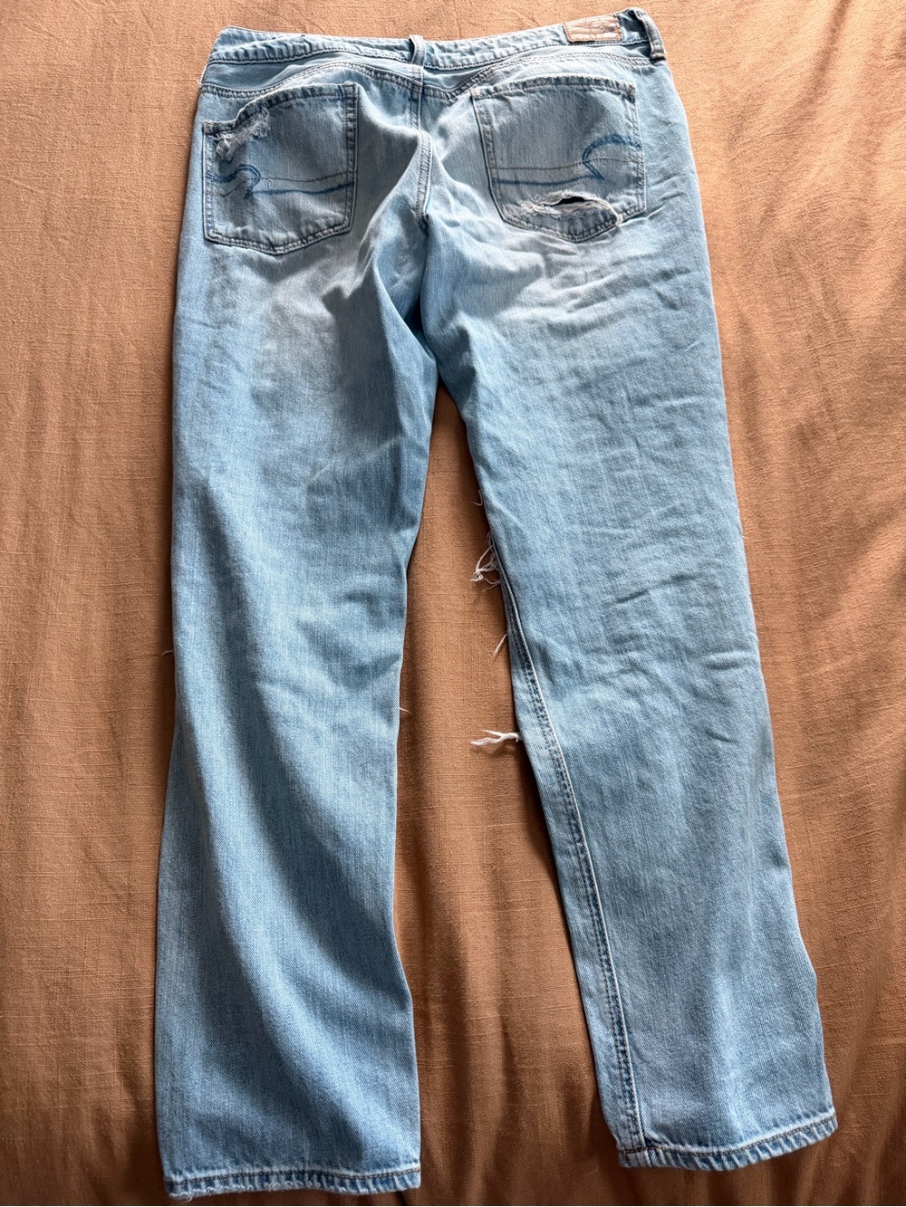 American Eagle Outfitters - Light Wash Distressed “Tomgirl” Jeans - Picture 6 of 8